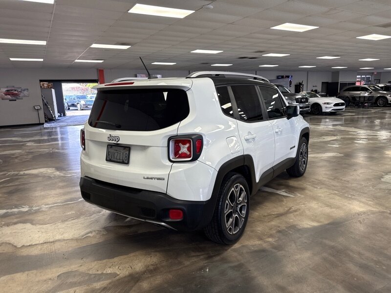 Used 2016 Jeep Renegade Limited FWD image 7