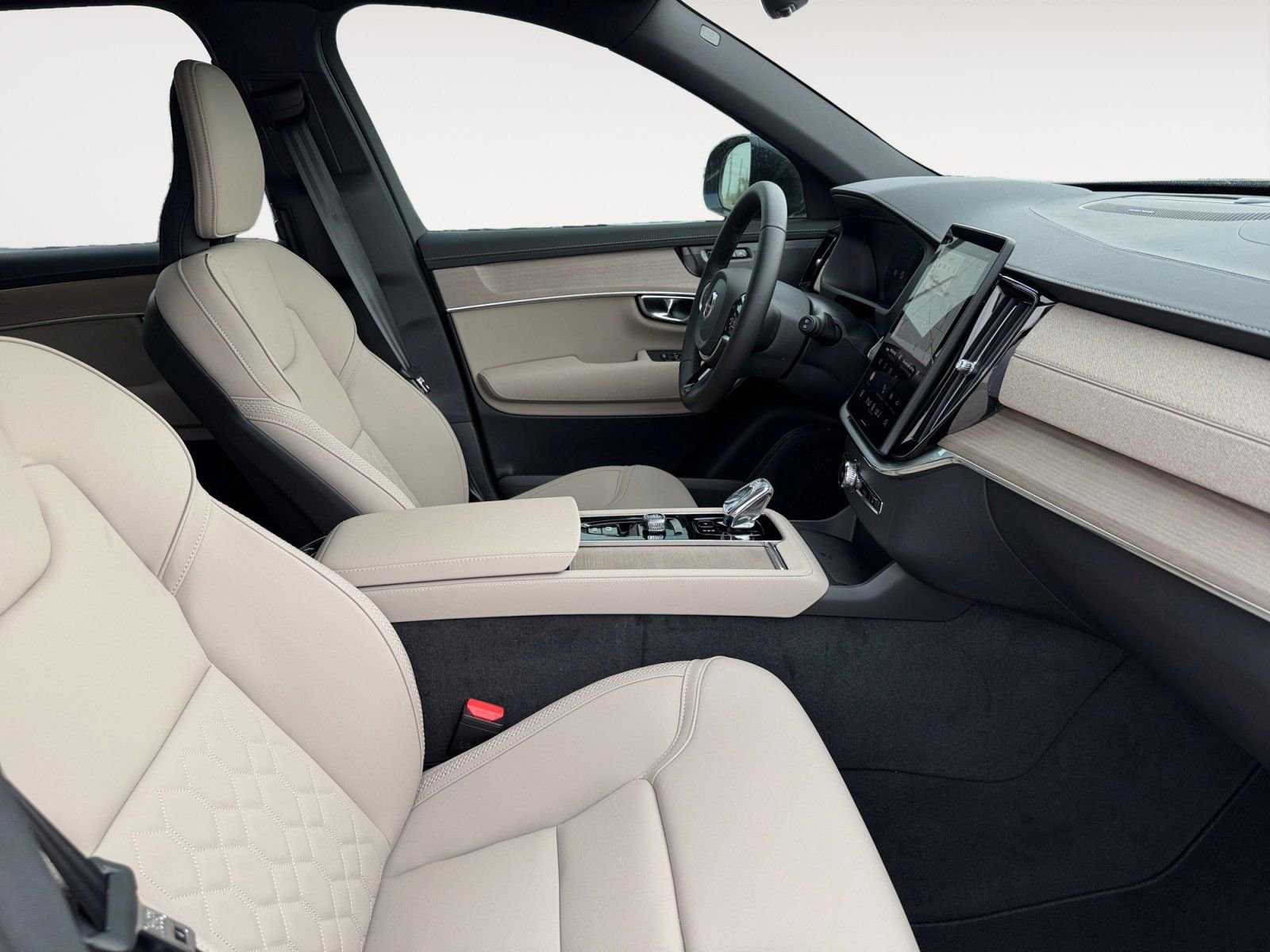 New 2026 Volvo XC90 B6 Plus AWD/4WD image 15