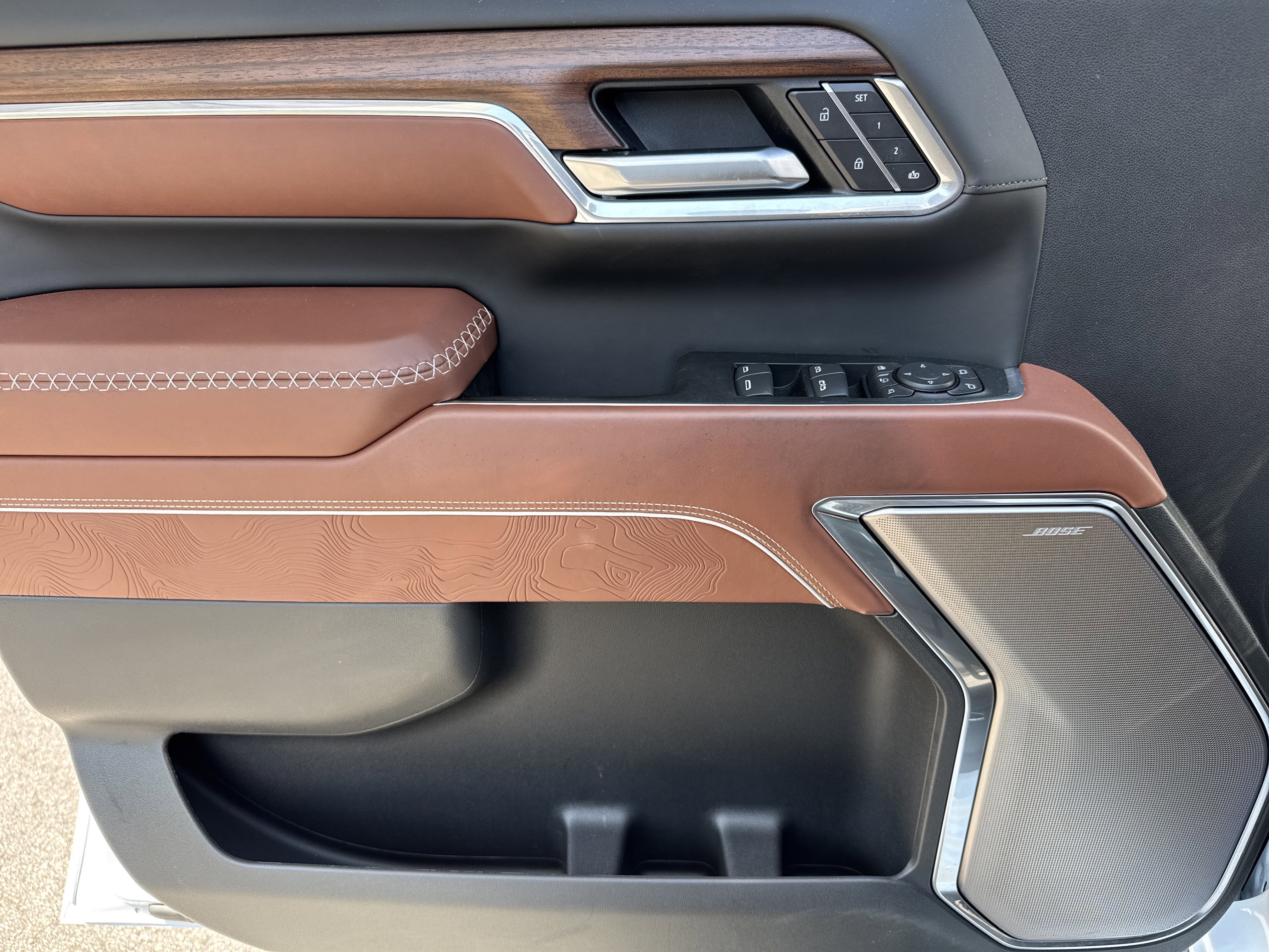 Used 2026 GMC Sierra 2500 Denali Ultimate AWD/4WD image 14