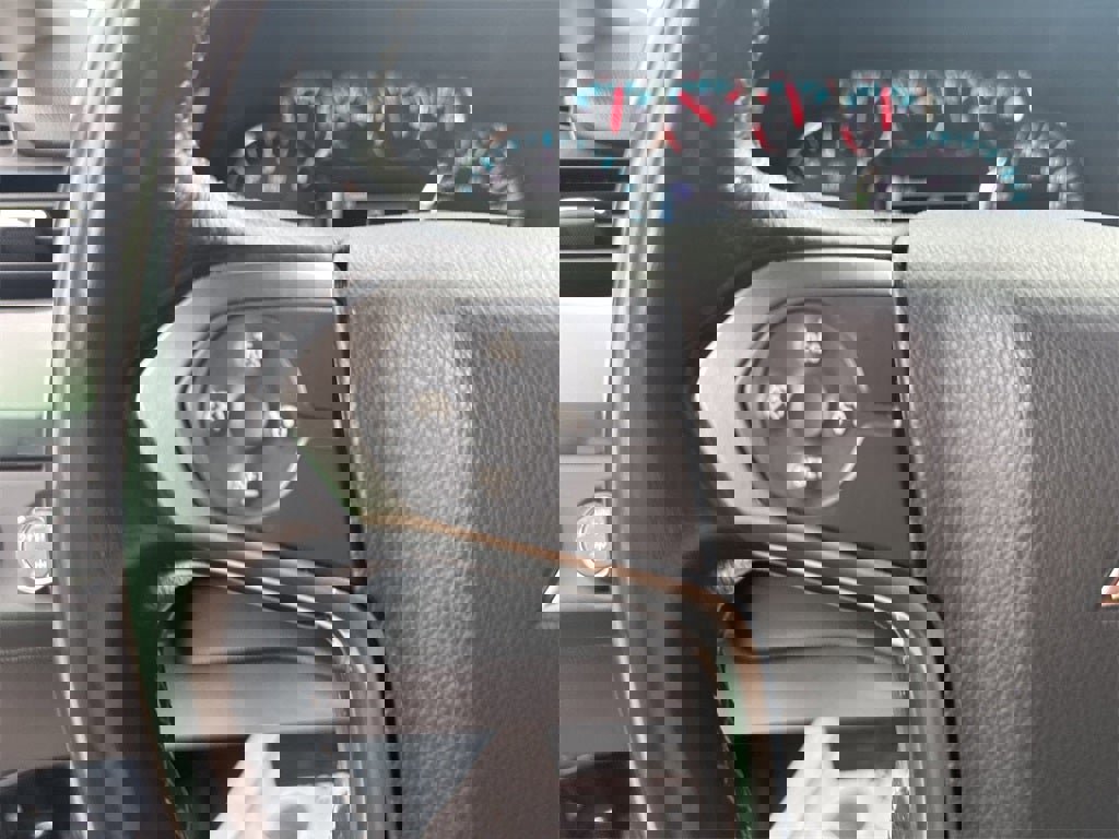 Used 2019 Chevrolet Tahoe LS image 19