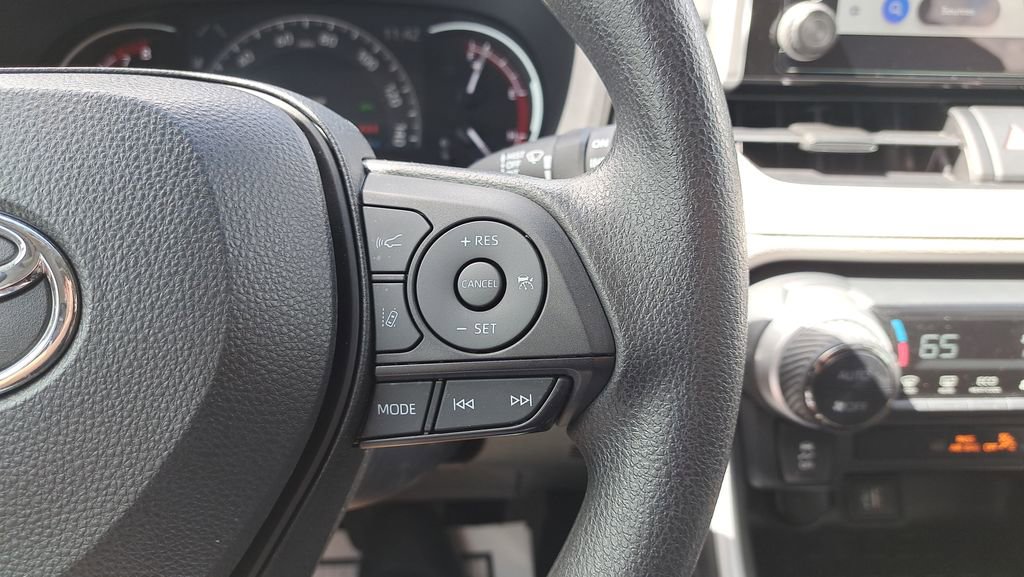 Used 2024 Toyota RAV4 XLE w/ Convenience Package image 26