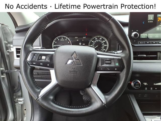 Used 2024 Mitsubishi Outlander SE image 17