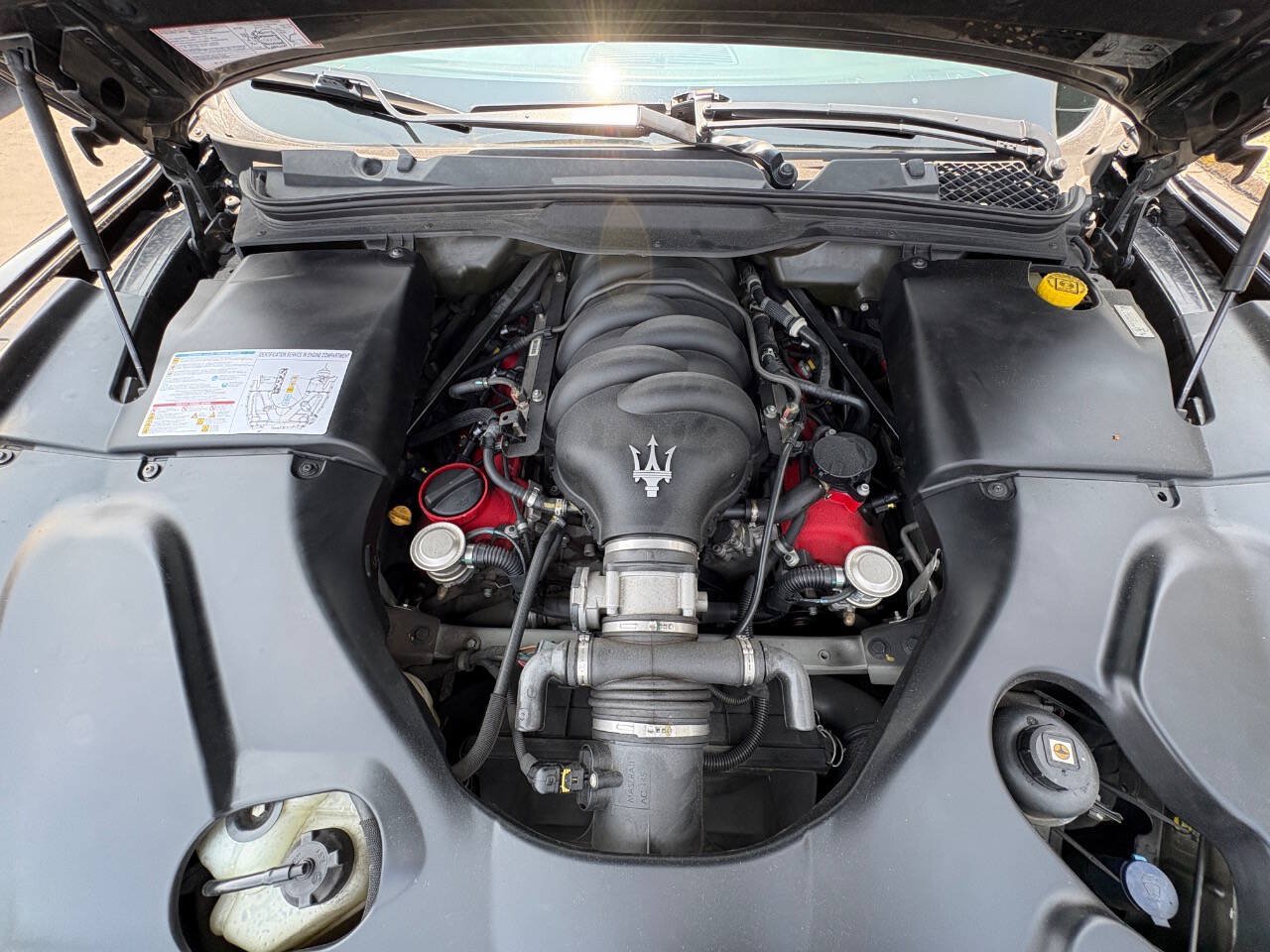 Used 2012 Maserati GranTurismo Convertible RWD image 33