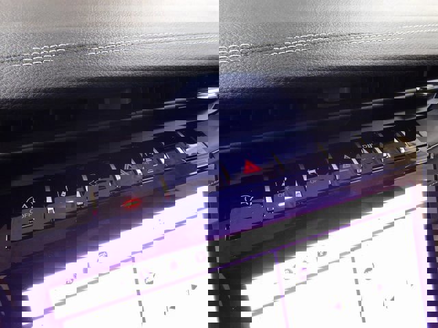 New 2025 Jeep Grand Cherokee Limited w/ Black Appearance Package image 34