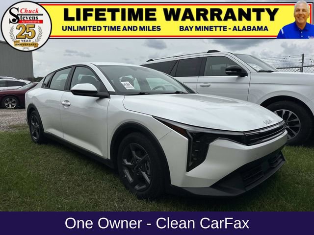 Used 2025 Kia K4 FWD image 1