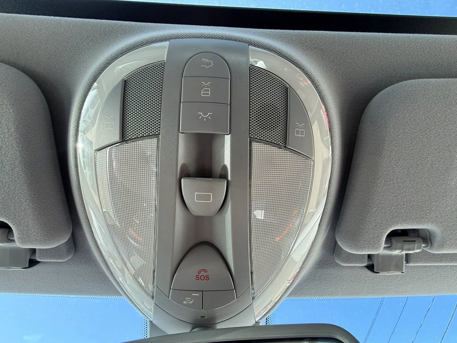 Used 2004 Mercedes-Benz E 500 4MATIC Sedan image 36