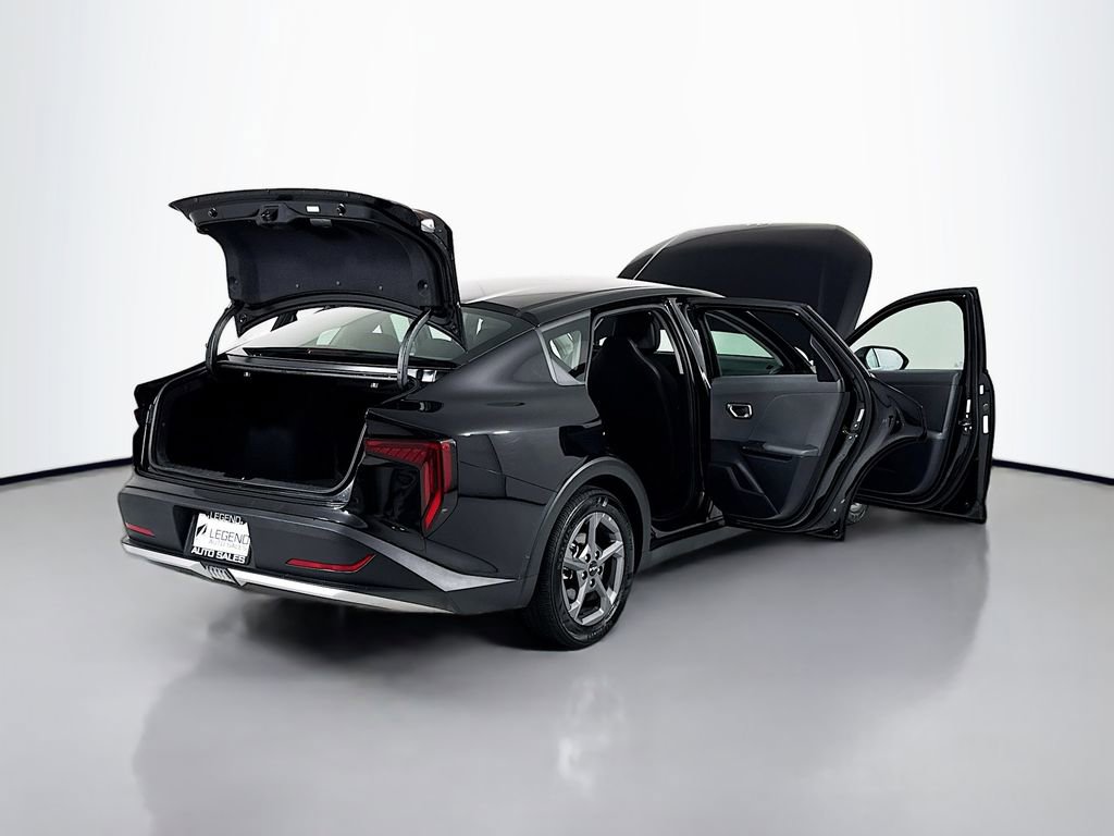 Used 2025 Kia K4 LXS image 21