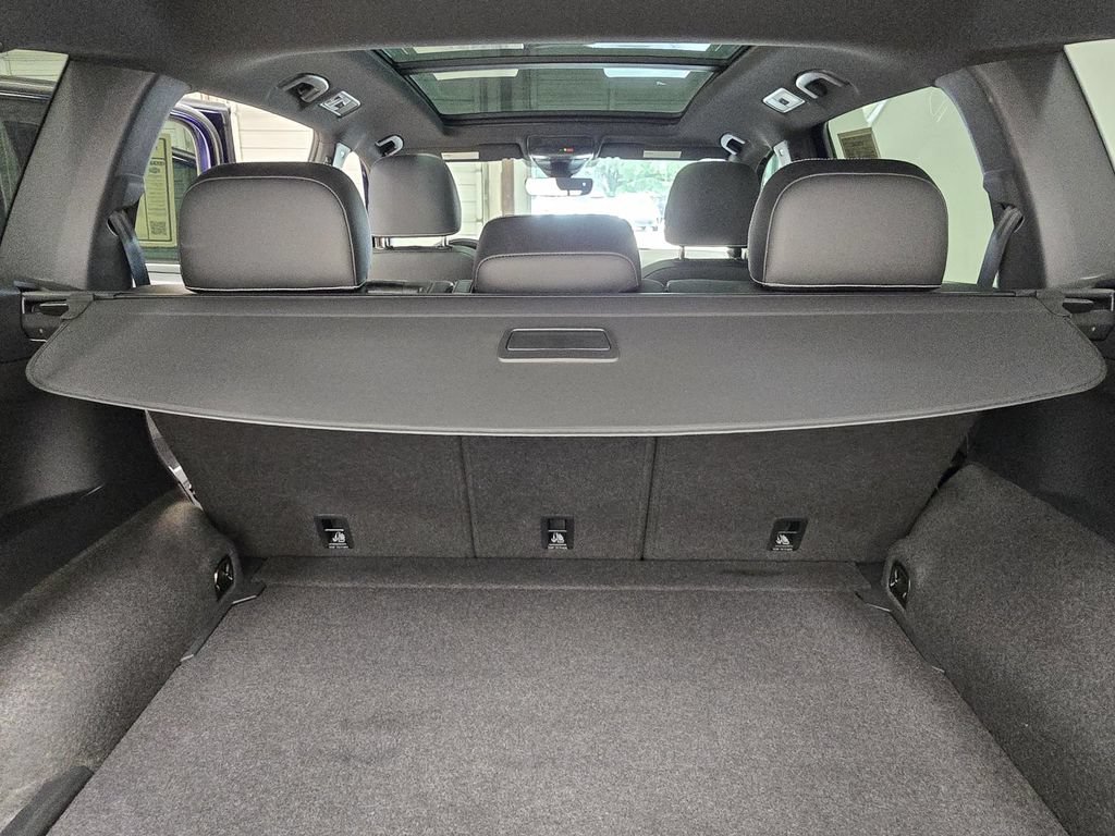 Used 2024 Volkswagen Tiguan SEL R-Line AWD/4WD image 41