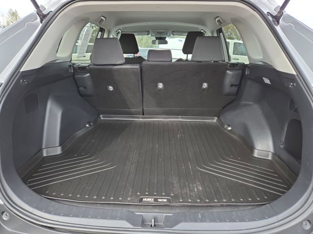 Used 2021 Toyota RAV4 XLE image 31