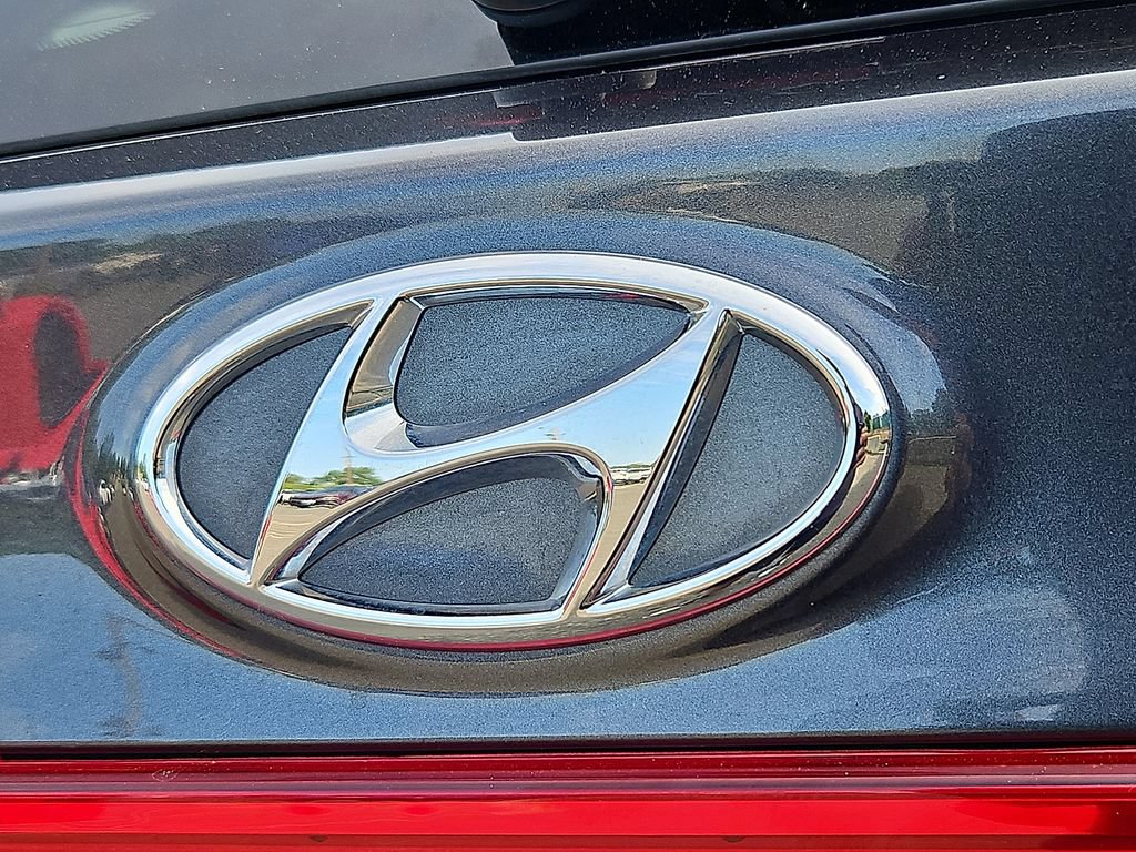 Used 2023 Hyundai Santa Fe SEL AWD/4WD image 30