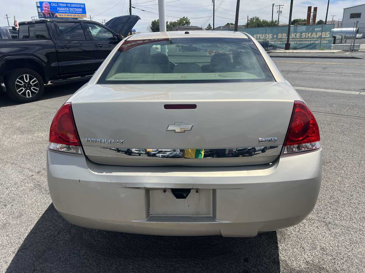 Used 2008 Chevrolet Impala LT FWD image 6