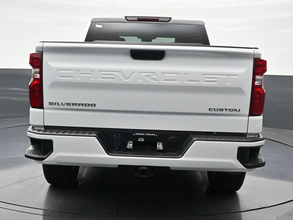 Used 2024 Chevrolet Silverado 1500 Custom RWD image 4