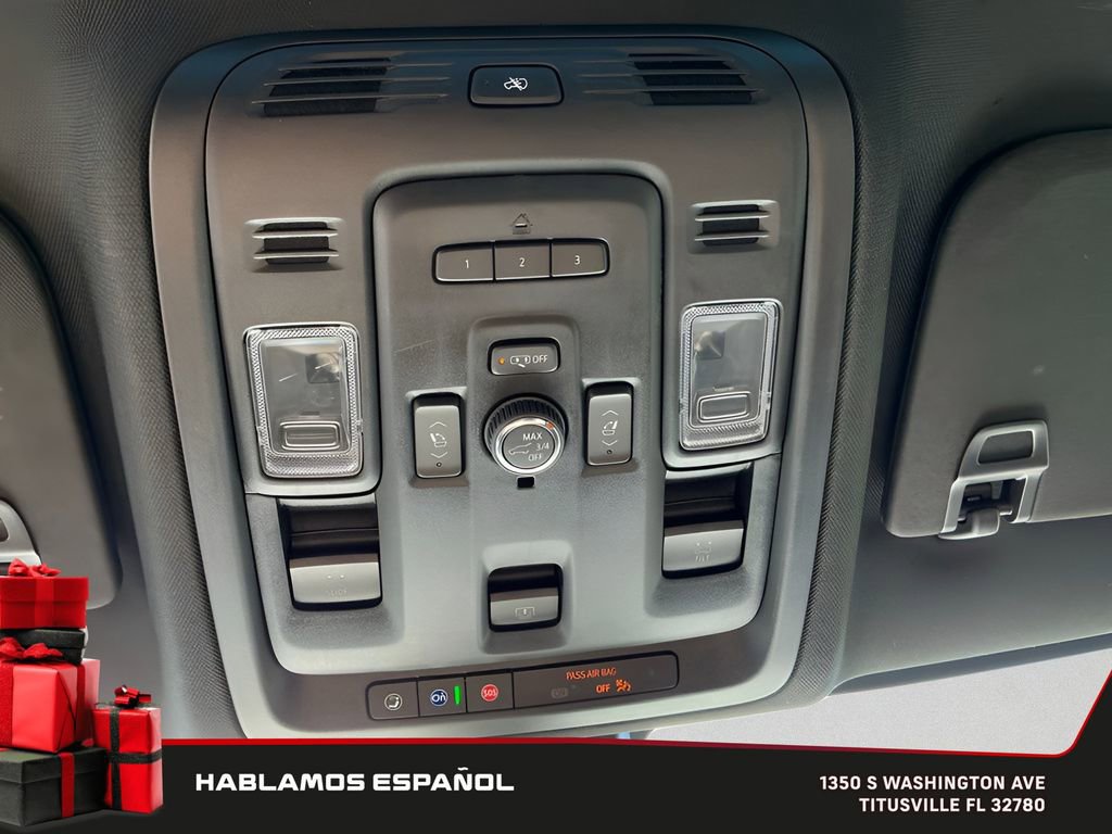 Used 2021 GMC Yukon Denali w/ Denali Premium Package image 45