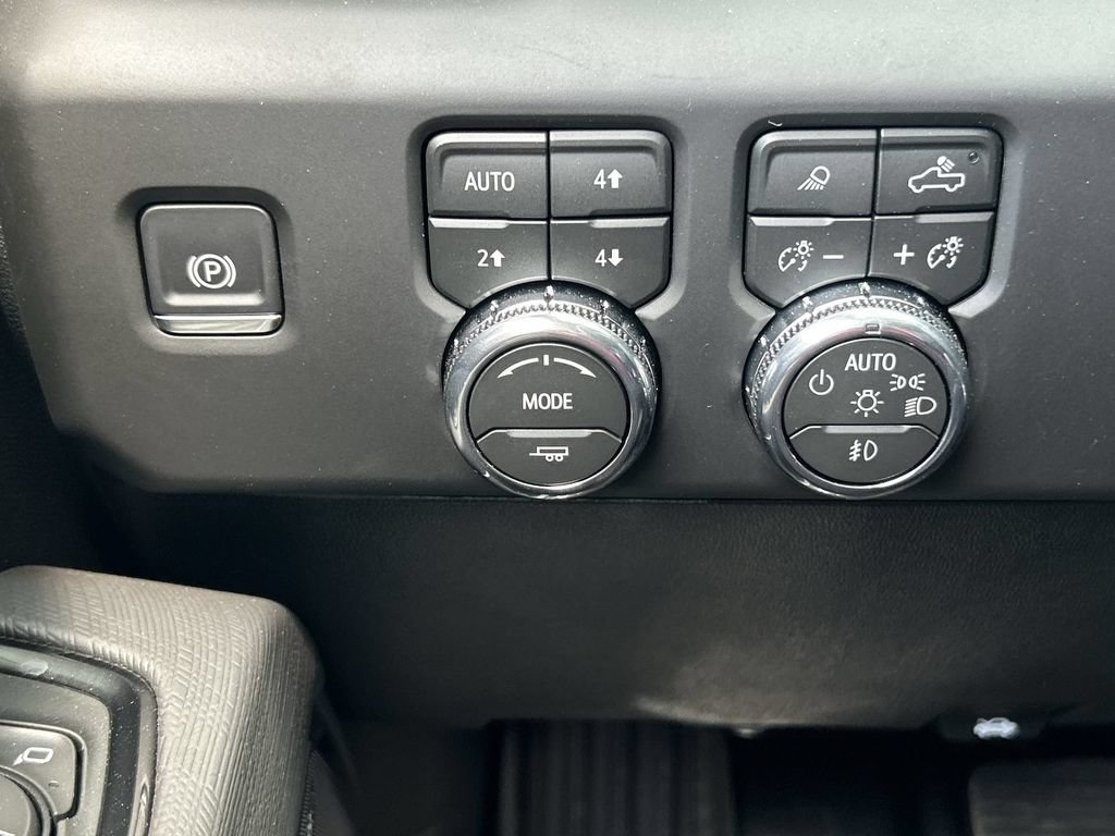 New 2026 GMC Sierra 2500 AT4X AWD/4WD image 18