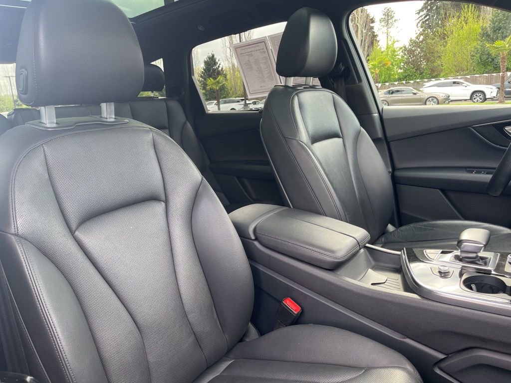 Used 2017 Audi Q7 3.0T Premium Plus AWD/4WD image 22