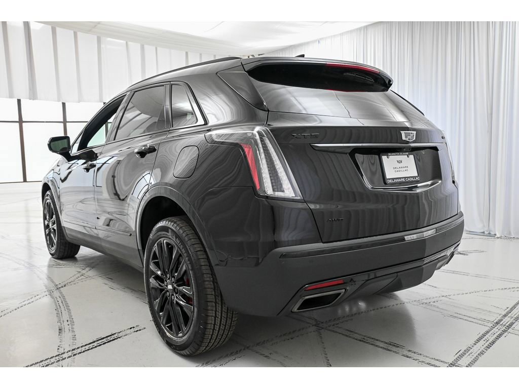 New 2026 Cadillac XT5 Sportv w/ LPO, Onyx Lite Package image 5