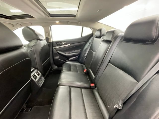 Used 2019 Nissan Maxima SL FWD image 10