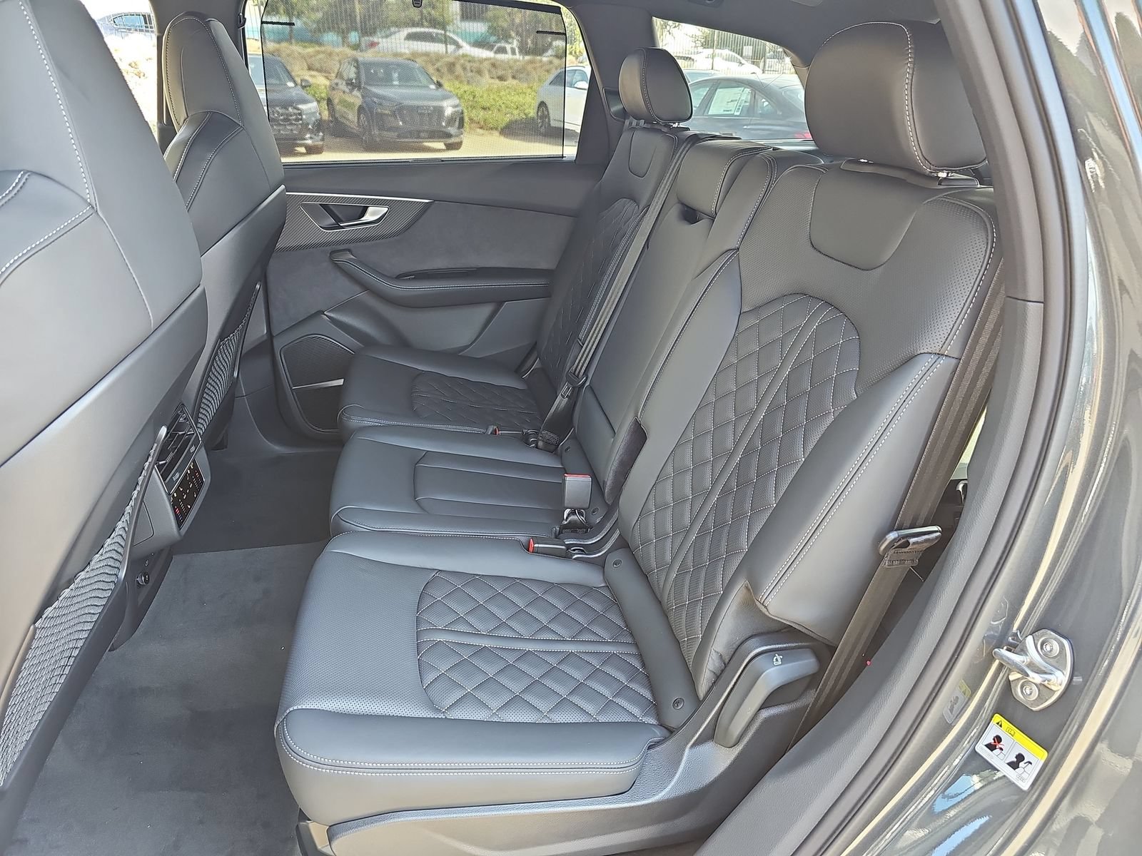 New 2026 Audi SQ7 Premium Plus AWD/4WD image 16