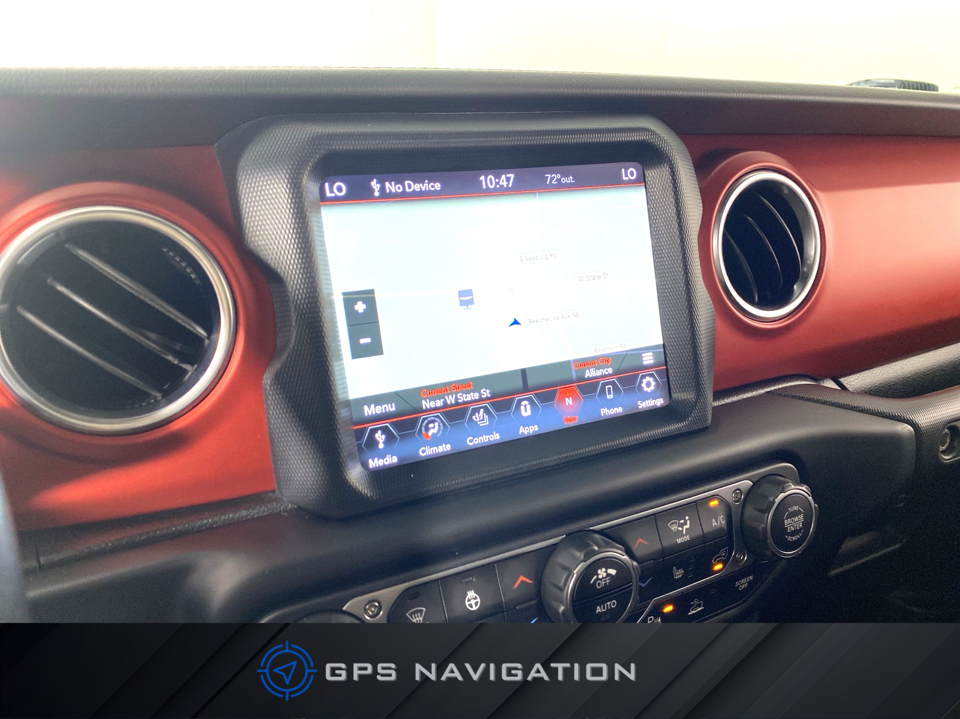 Used 2020 Jeep Gladiator Rubicon AWD/4WD image 2