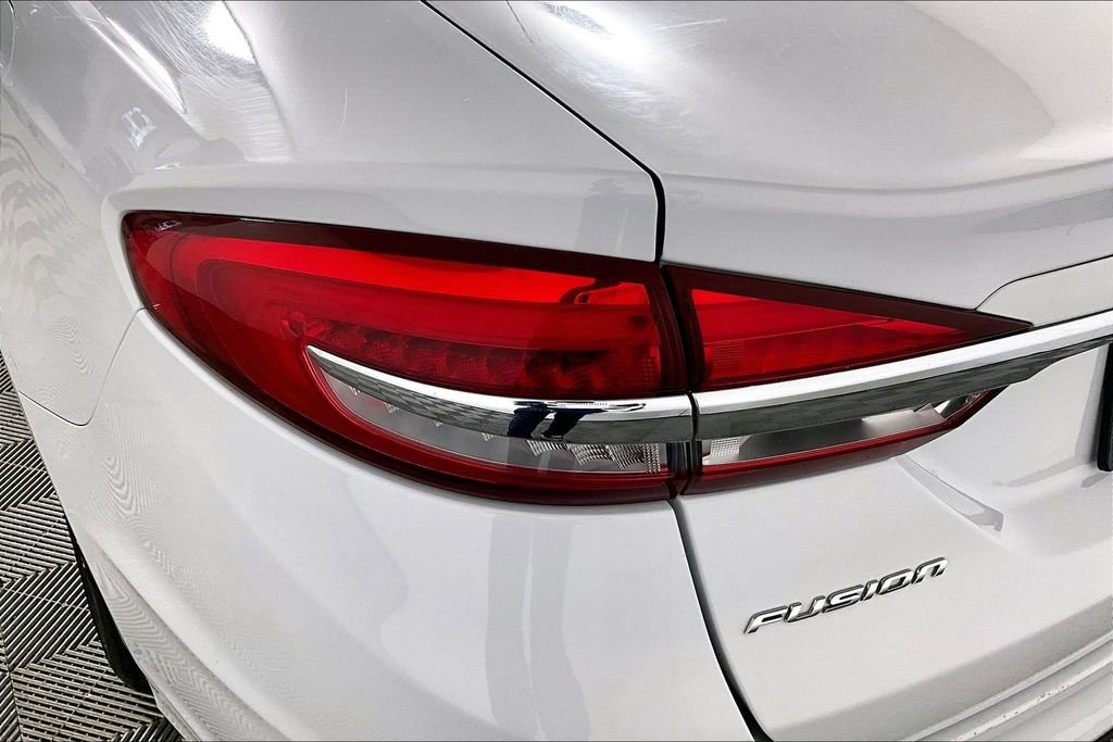 Used 2018 Ford Fusion S image 29