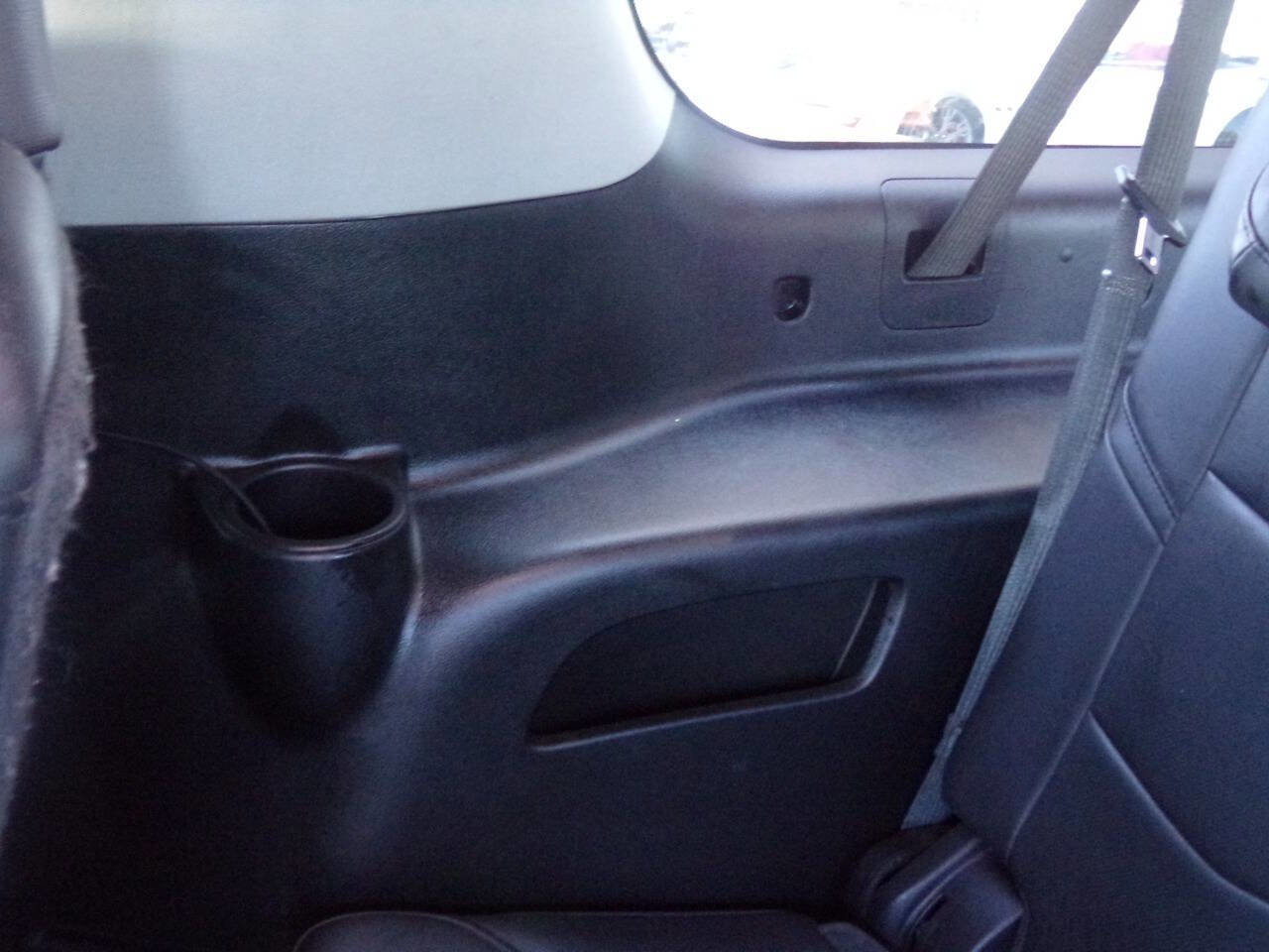 Used 2019 Cadillac Escalade ESV Luxury image 17