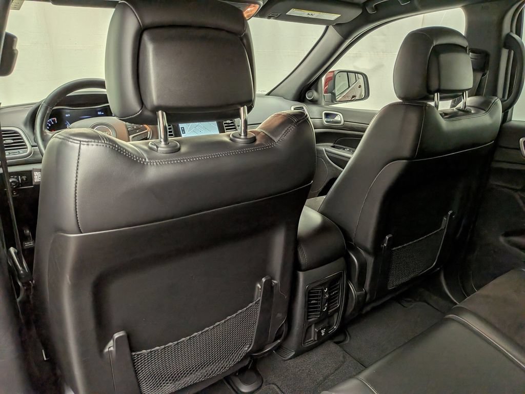 Used 2022 Jeep Grand Cherokee Laredo X AWD/4WD image 20