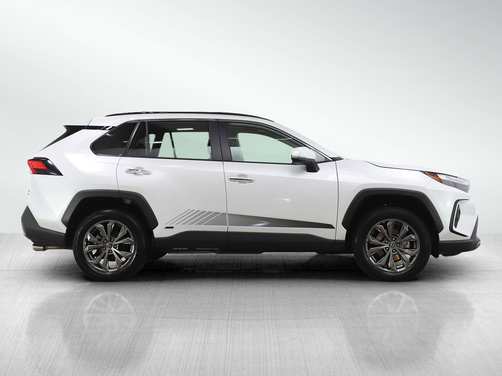 Used 2024 Toyota RAV4 Limited w/ Advanced Technology Package image 6