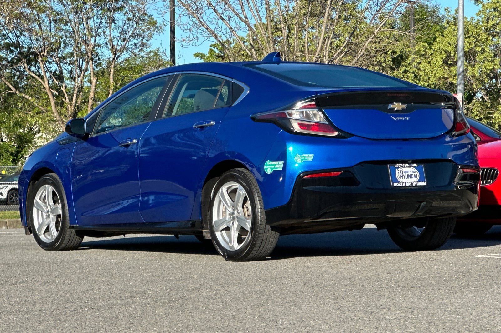 Used 2018 Chevrolet Volt LT w/ Comfort Package image 6
