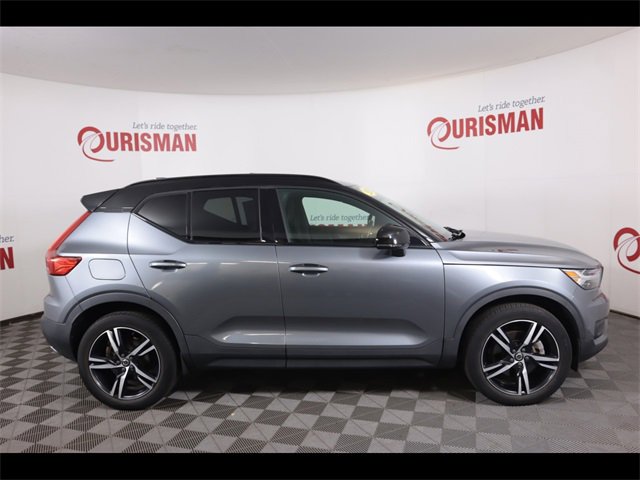 Used 2019 Volvo XC40 T5 Momentum image 15
