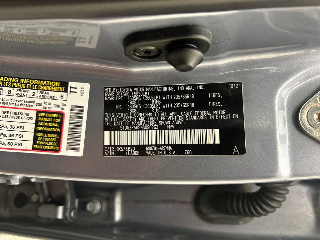 Used 2022 Toyota Highlander XLE image 47