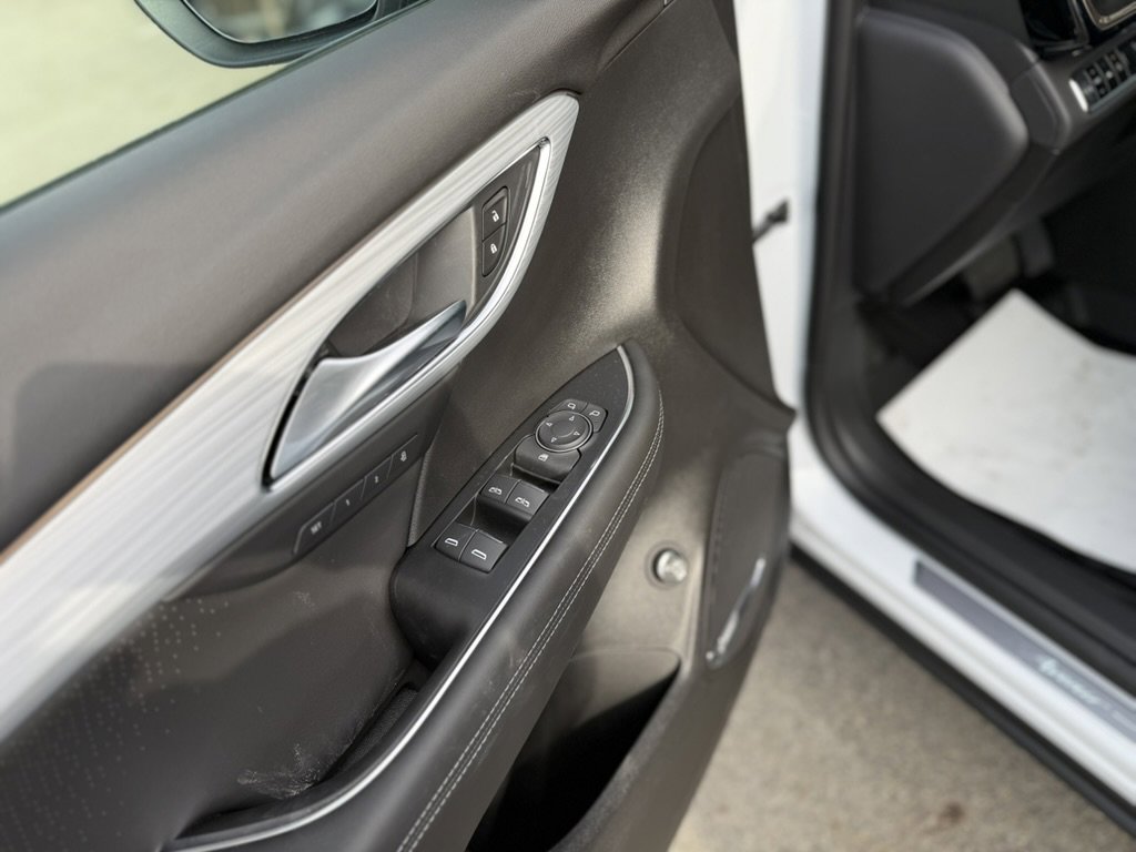 New 2026 Buick Envision Avenir image 13