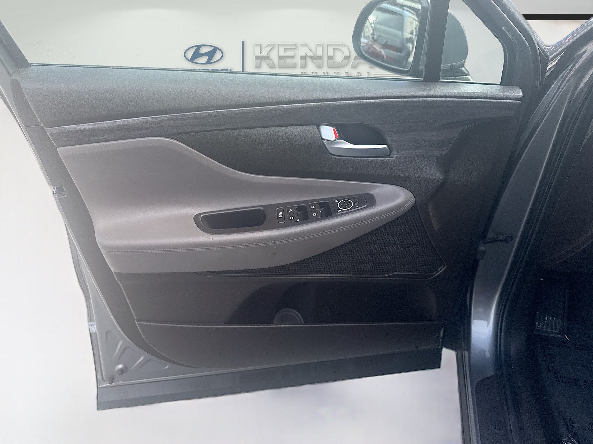 Used 2019 Hyundai Santa Fe SE FWD image 17