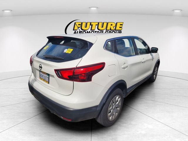 Used 2019 Nissan Rogue Sport S FWD image 3
