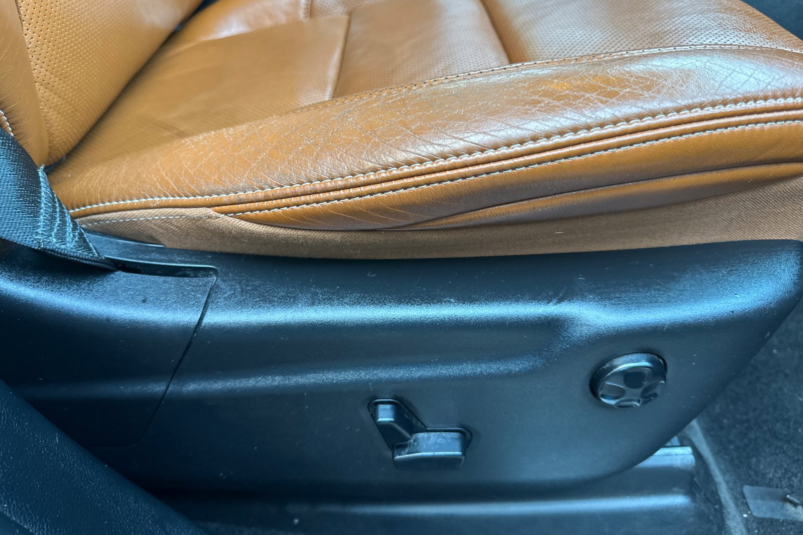 Used 2015 Jeep Grand Cherokee SRT w/ Trailer Tow Group IV image 22