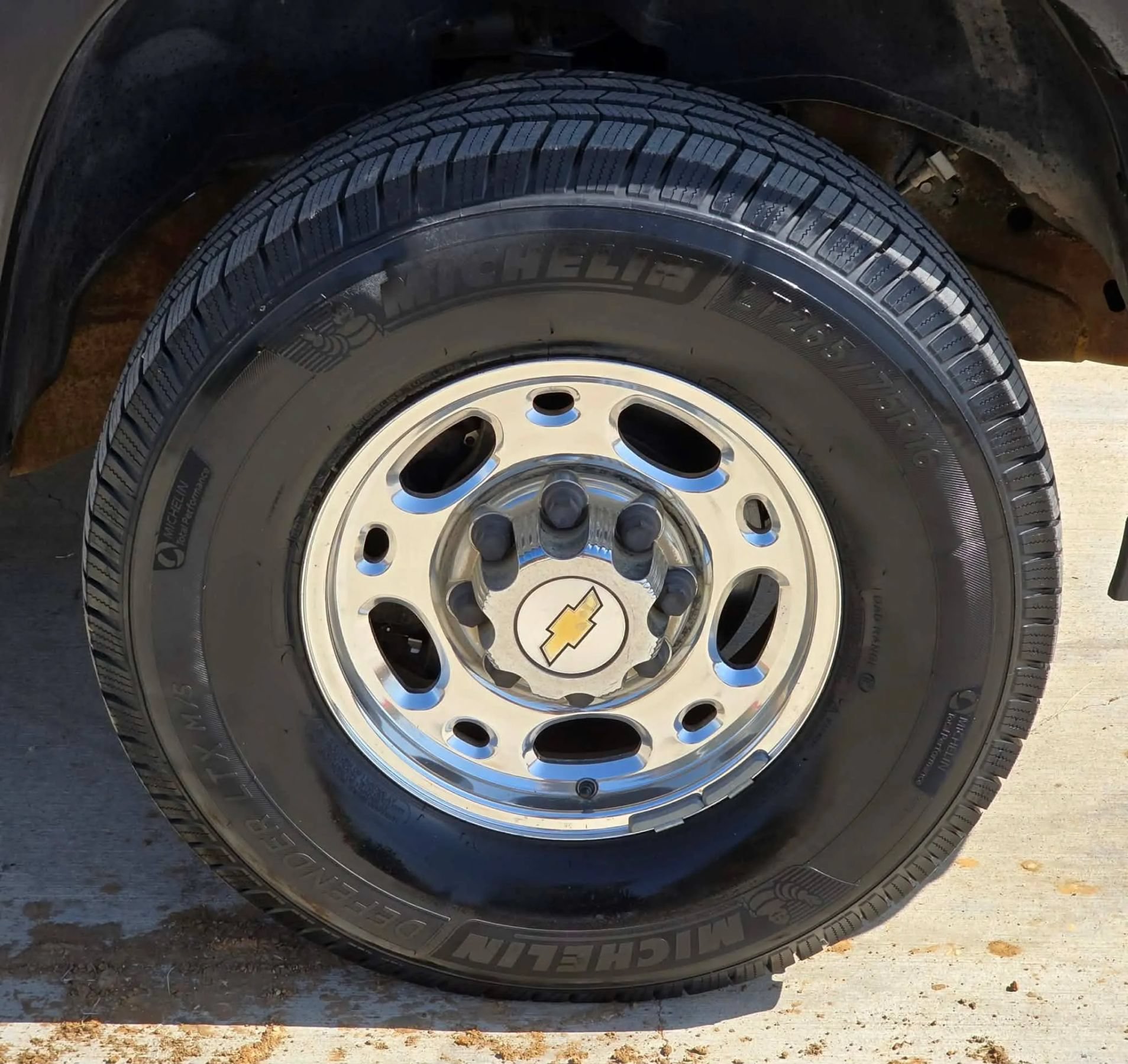Used 2002 Chevrolet Silverado 2500 LS w/ Off-Road Skid Plate Pkg AWD/4WD image 22