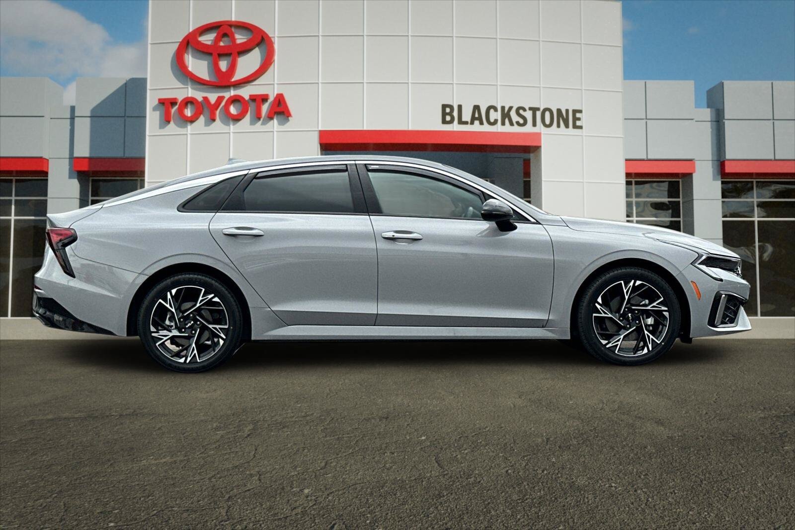 Used 2025 Kia K5 GT-Line FWD image 2