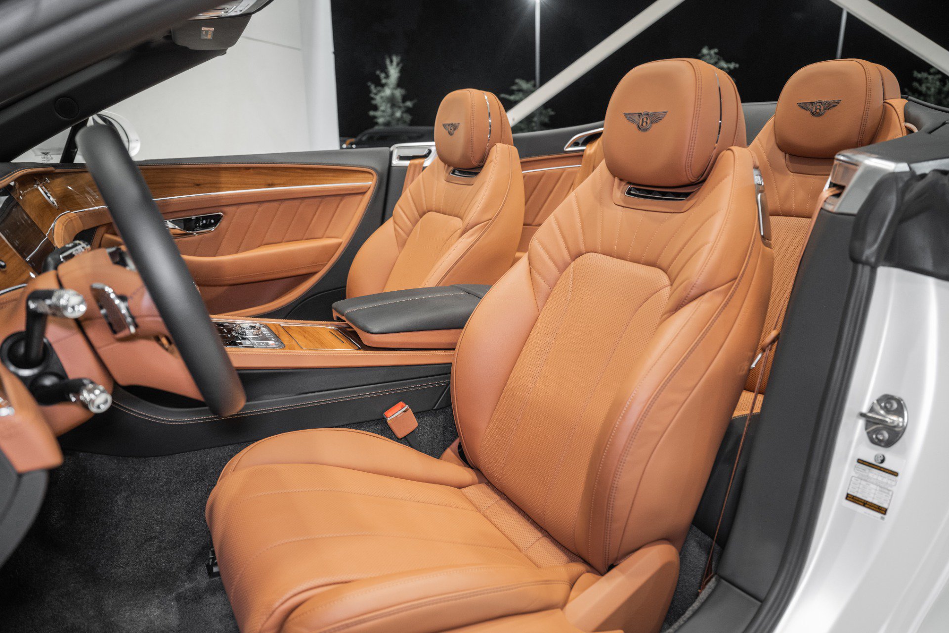 New 2024 Bentley Continental GT V8 AWD/4WD image 21