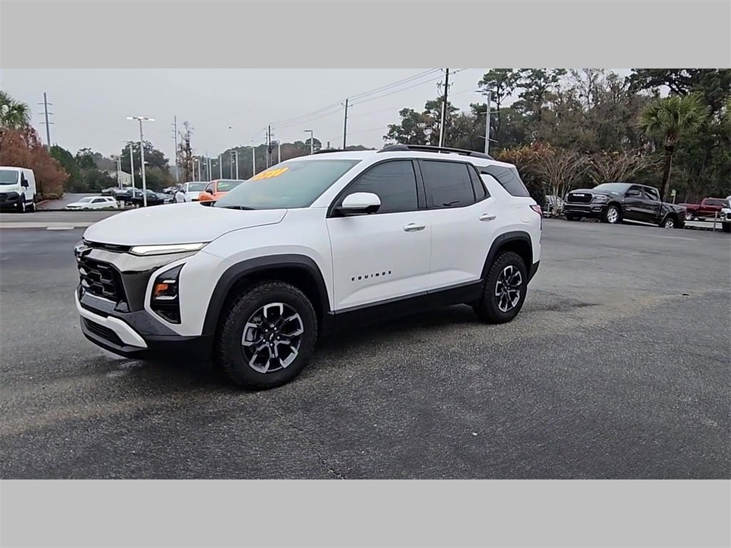 Used 2025 Chevrolet Equinox ACTIV w/ Safety and Technology Package image 40