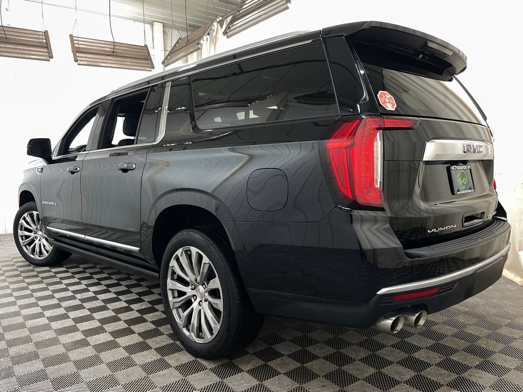 Certified 2022 GMC Yukon XL Denali w/ Max Trailering Package AWD/4WD image 54