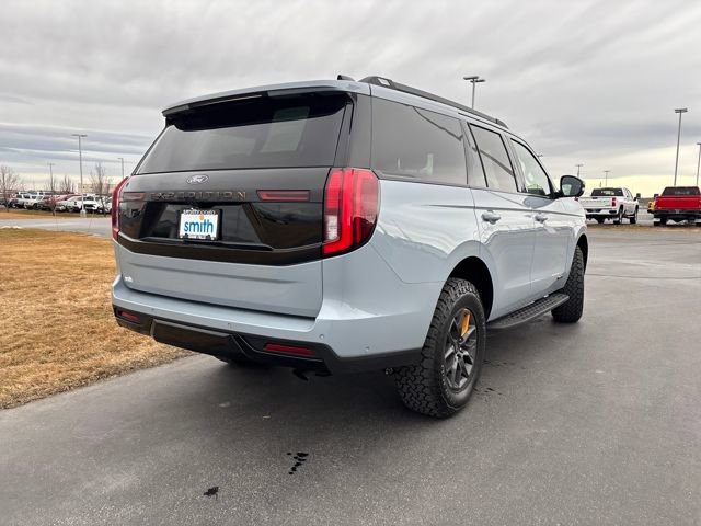 Used 2025 Ford Expedition Tremor image 3