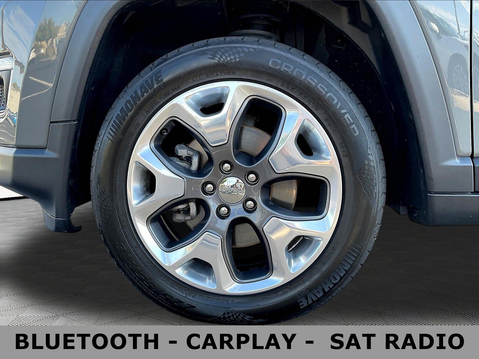 Used 2020 Jeep Compass Limited AWD/4WD image 35