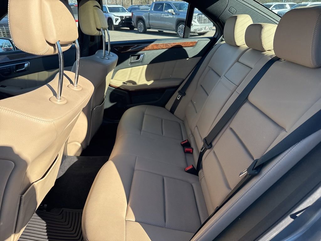 Used 2012 Mercedes-Benz E 350 4MATIC Sedan image 21