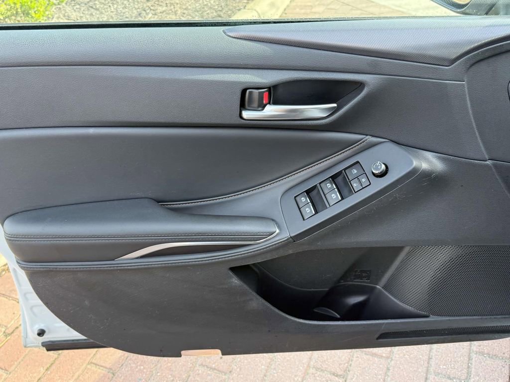 Used 2022 Toyota Avalon XSE w/ Carpet Mat Package (TMS) image 9