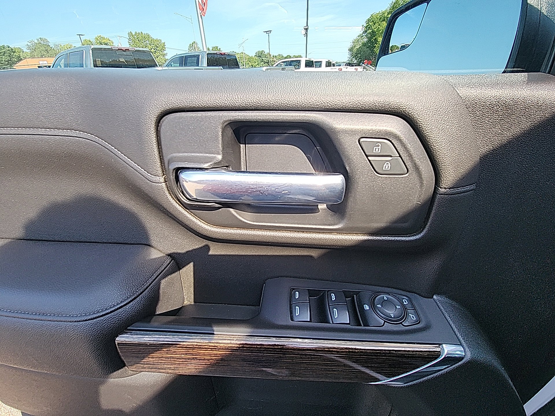 Used 2022 GMC Sierra 1500 Elevation image 14