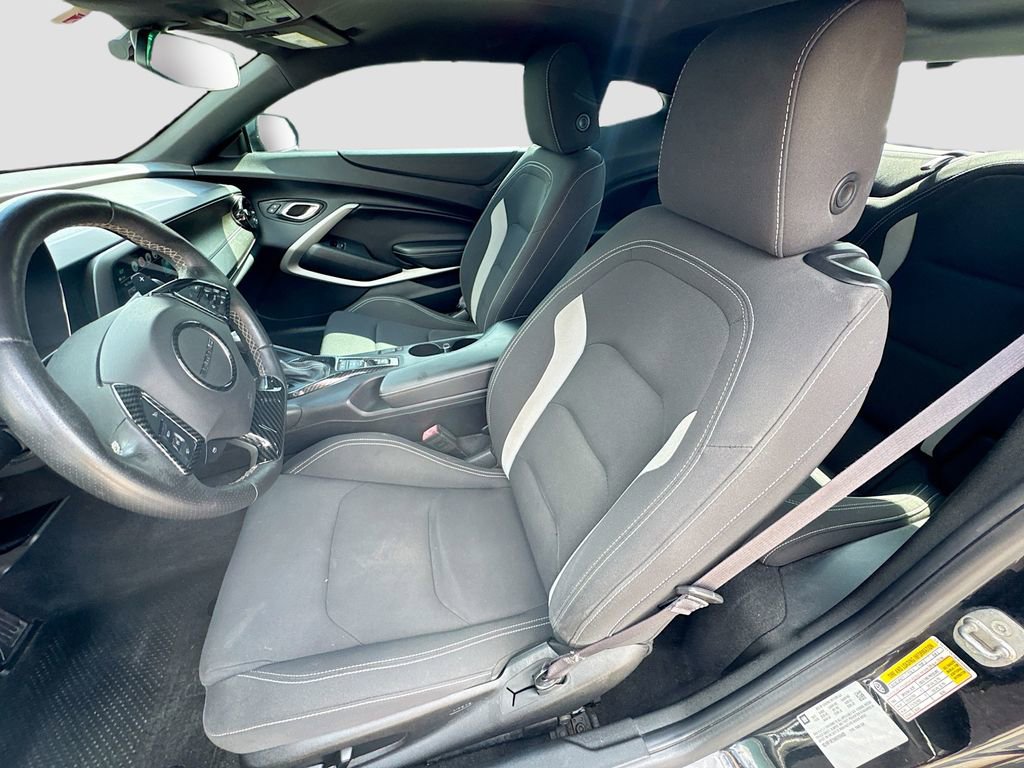 Used 2017 Chevrolet Camaro SS image 21