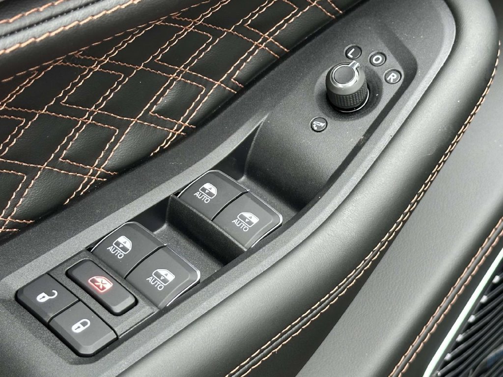 New 2027 Jeep Grand Cherokee Summit AWD/4WD image 27