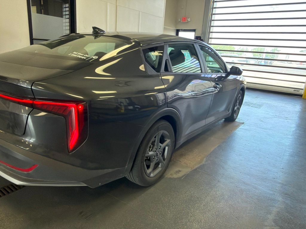 Used 2025 Kia K4 FWD image 7