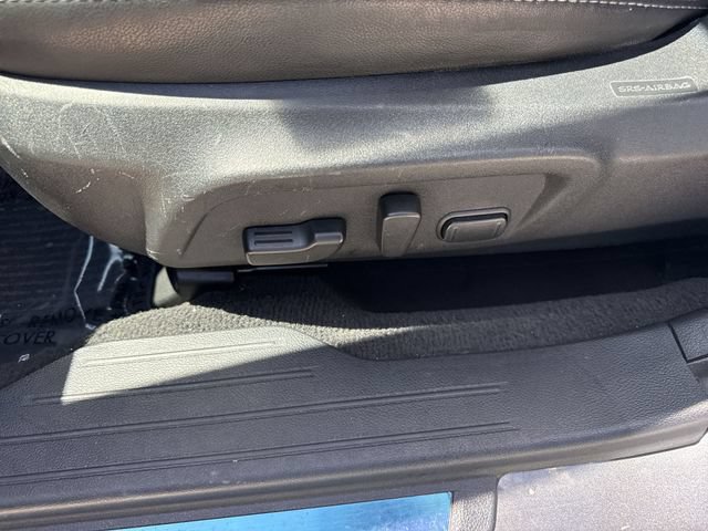 Used 2019 Subaru Outback 3.6R Limited AWD/4WD image 12
