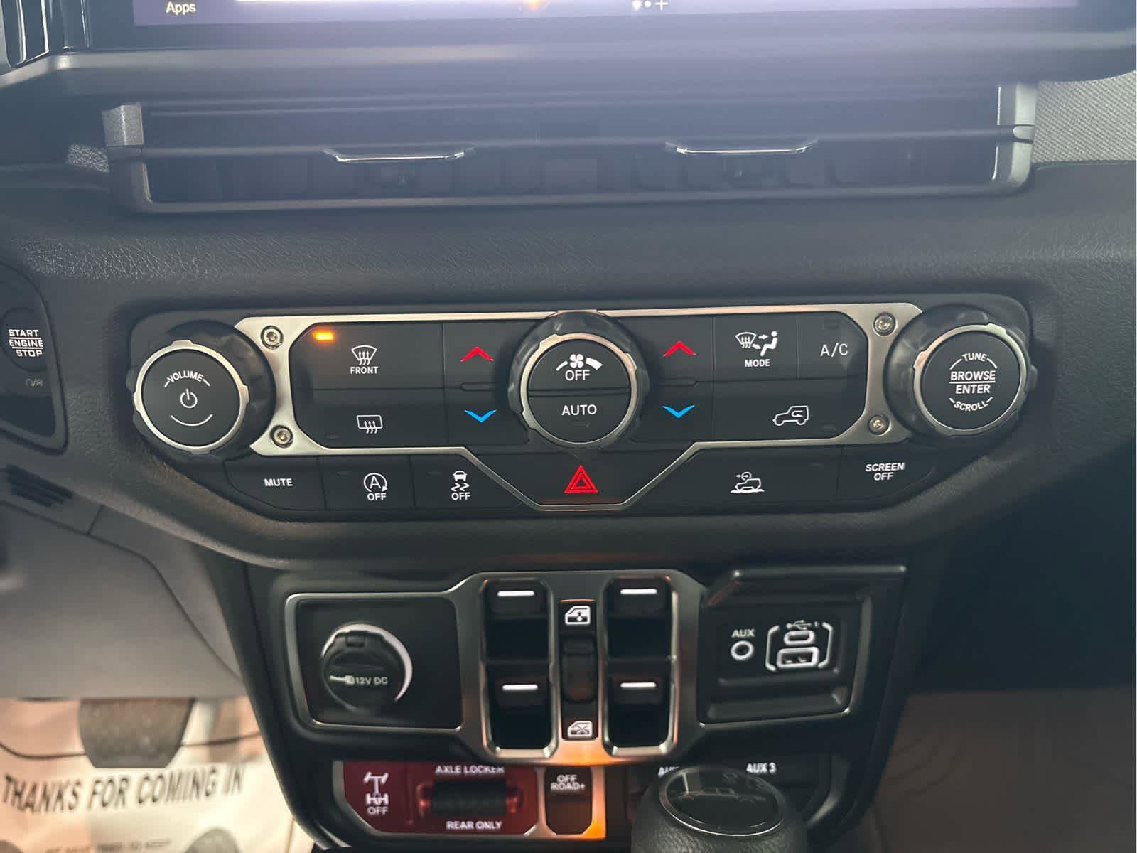 New 2026 Jeep Gladiator Sport AWD/4WD image 15