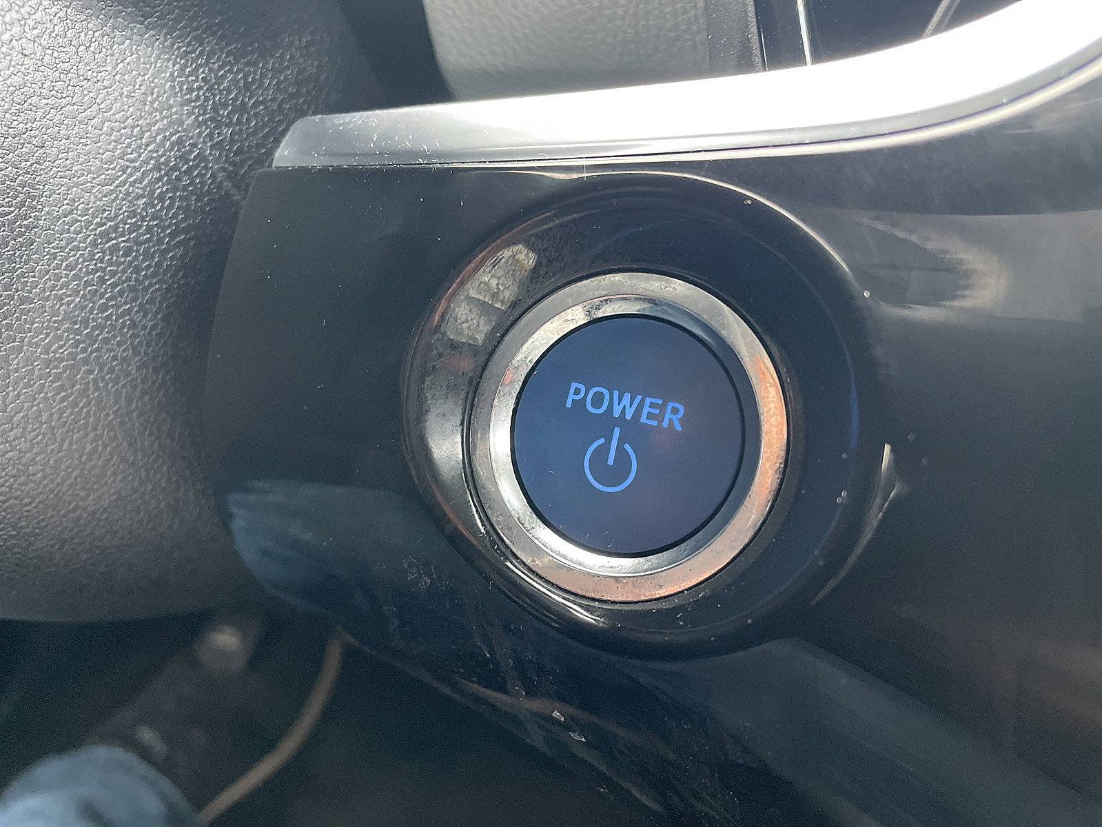 Used 2017 Toyota Prius Prime Premium image 46